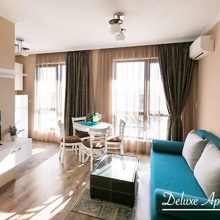 Cathedral Deluxe דירה