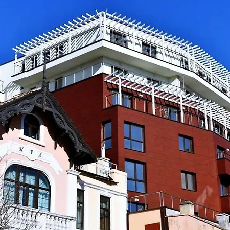 Apartment Cathedral Deluxe Warna